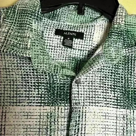 ALFANI men’s short sleeve shirt. - Picture 3 of 5